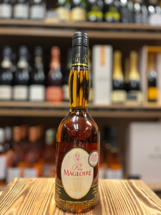 Calvados Pere Magloire XO Pays D'Auge (Gift Box)